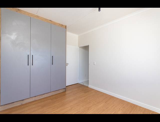 3 BEDROOM APARTMENT FOR SALE IN SANDOWN